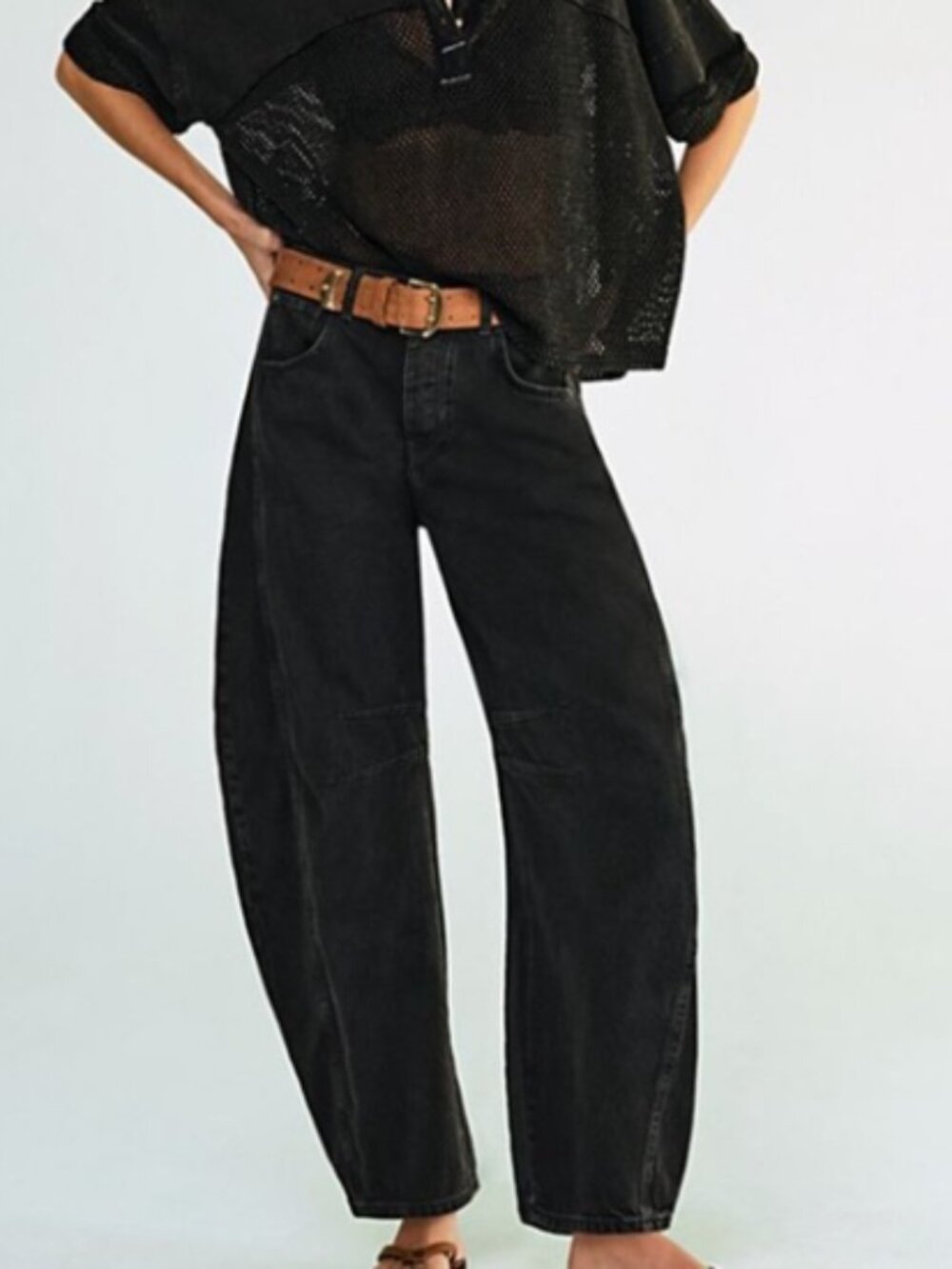 NWOT FREE PEOPLE We The Free Good Luck Coated Barrel Jeans / Black